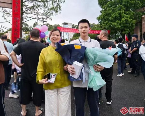 微信图片_20250609195810.jpg