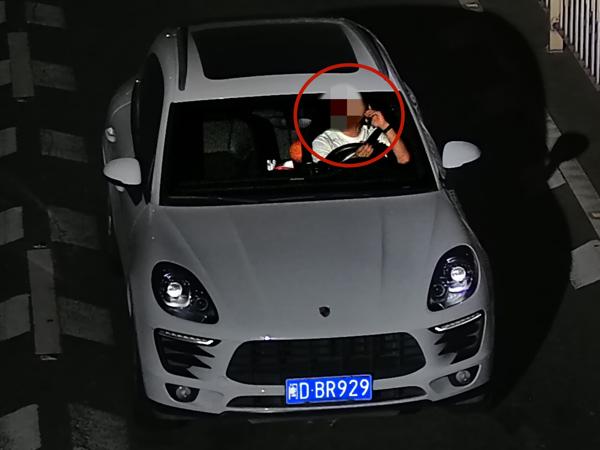 2025年8月15日闽DBR929驾驶时拨打接听手持电话的.jpg