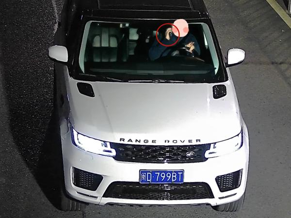 2026年1月6日闽D799BT驾驶时拨打接听手持电话的.jpg