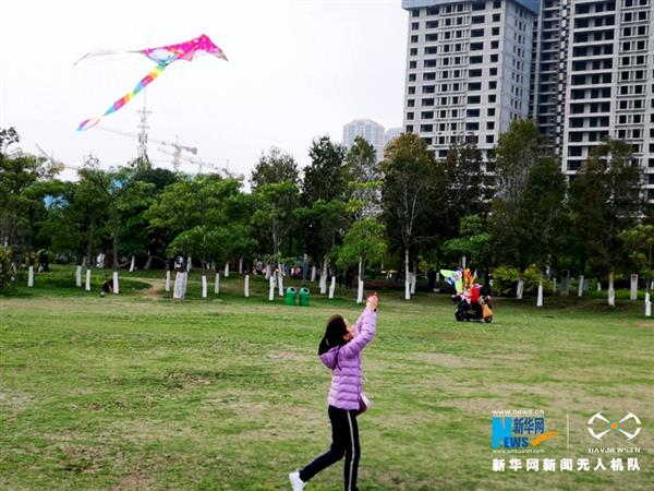 泉州：满城飞花春意盎然