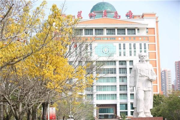 泉州版高校春景图来了！快来为你的学校点赞吧！