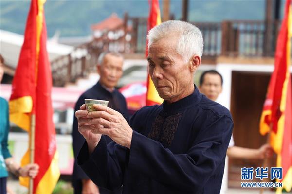 福建浦源：八百年古村续写人鱼佳话