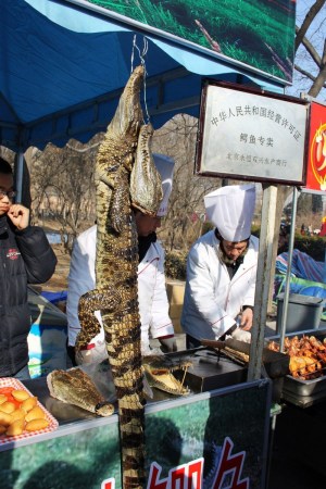 尼日利亚餐馆公开售卖人肉菜单上有烤人头