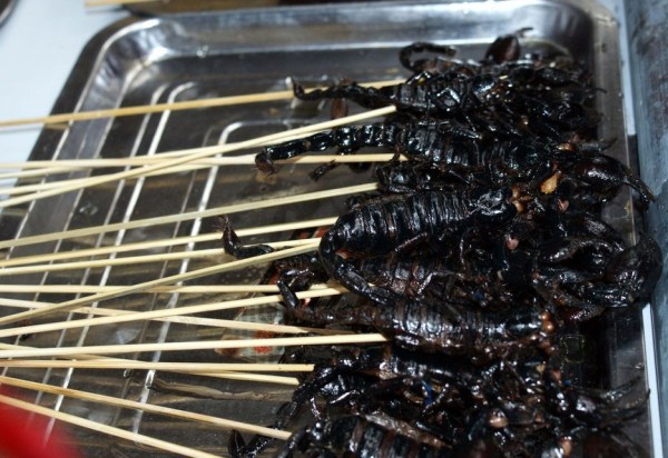 尼日利亚餐馆公开售卖人肉菜单上有烤人头