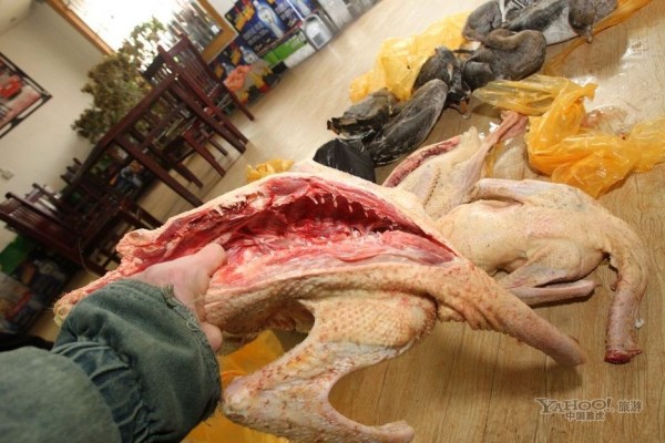 尼日利亚餐馆公开售卖人肉菜单上有烤人头