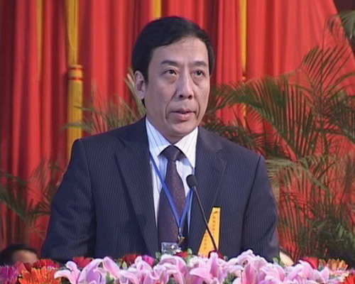 洪里专坚定信心科学发展持续较快推进生态工贸县建设