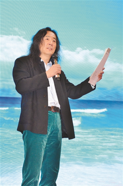 让古文化焕发创造性力量访朦胧诗派代表诗人国际笔会理事杨炼